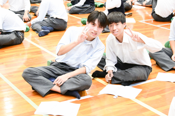 修学旅行HR-1.jpg
