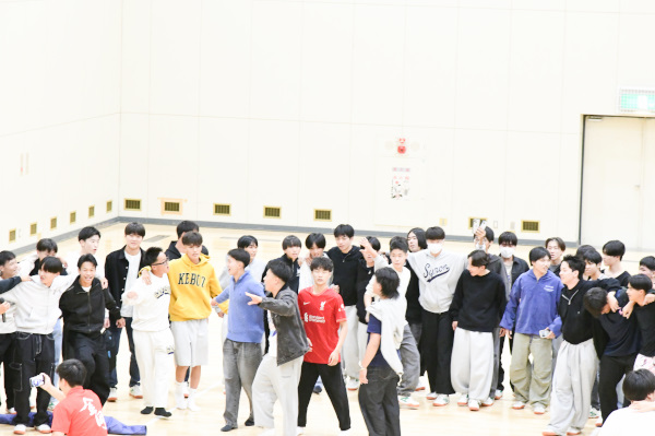 修学旅行 ㉑（学年レク）-164.jpg