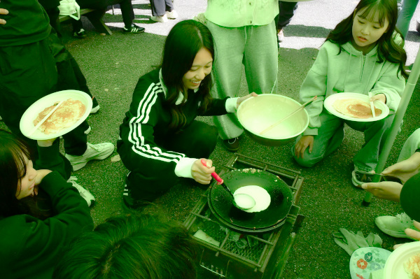 修学旅行速⑪（アウトドアクッキング）-47.jpg