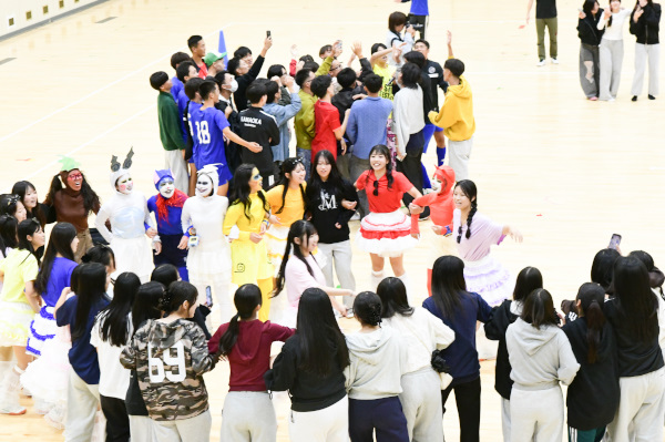 修学旅行 ㉑（学年レク）-150.jpg