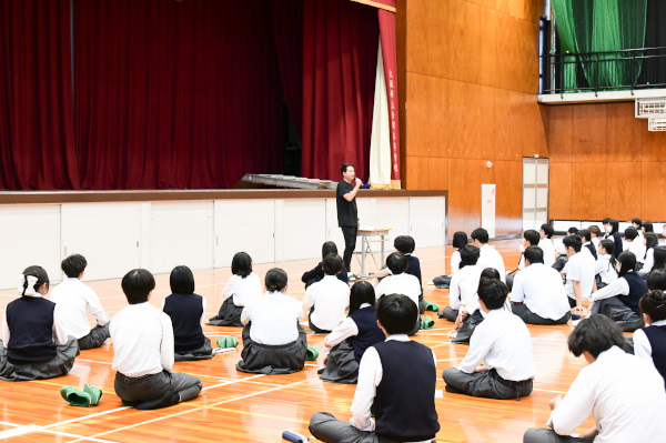 修学旅行HR-3.jpg
