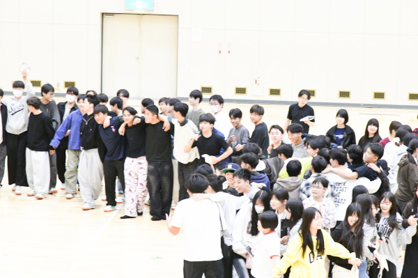 修学旅行 ㉑（学年レク）-165.jpg