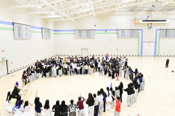 修学旅行 ㉑（学年レク）-160.jpg