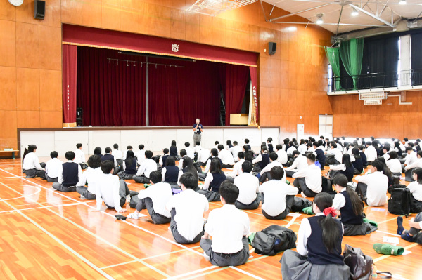 修学旅行結団式-2.jpg