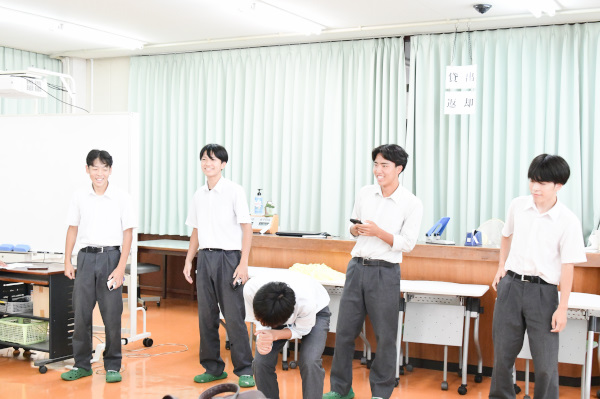 修学旅行結団式-12.jpg