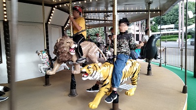 メリーゴーランド1A.jpg