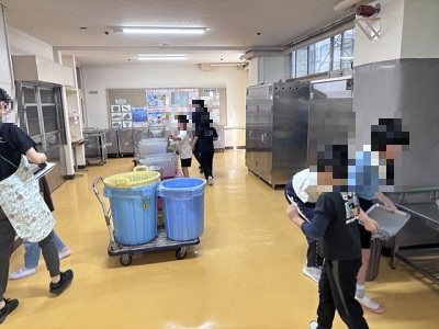 給食かたづけ小A.jpg