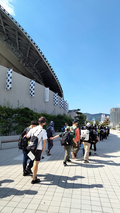 水族館へ移動A.jpg