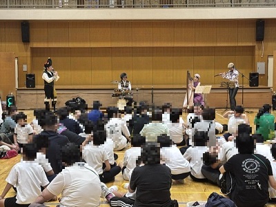 演奏小1A.jpg